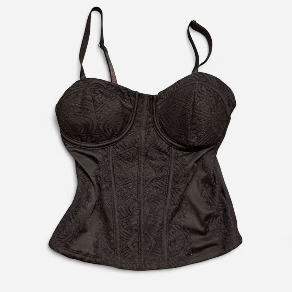 Chic Black Lace Camisole Top